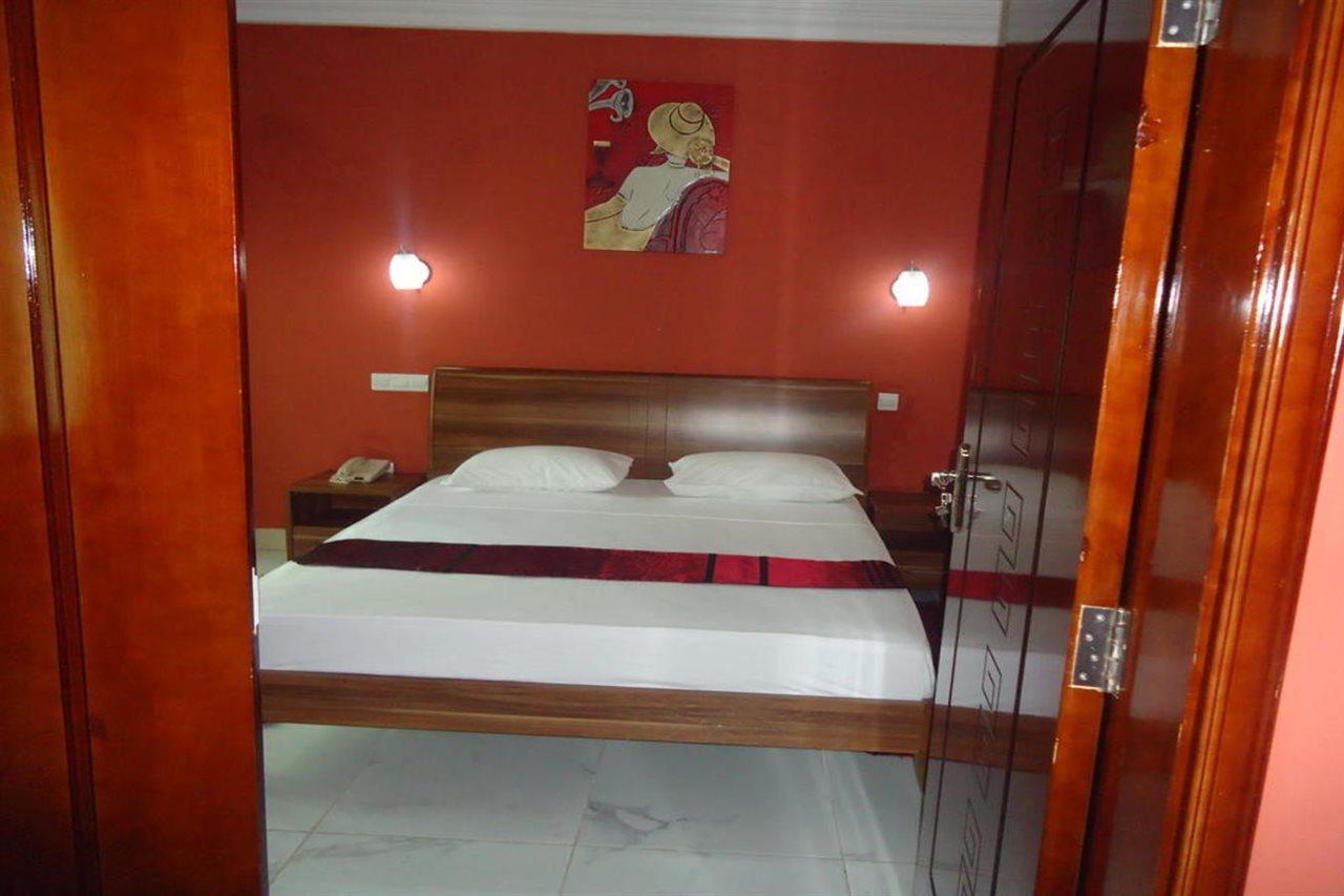Hotel Residence La Corniche Дакар Екстериор снимка