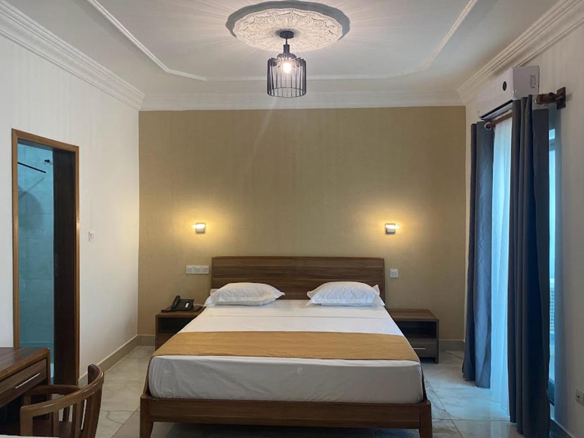 Hotel Residence La Corniche Дакар Екстериор снимка