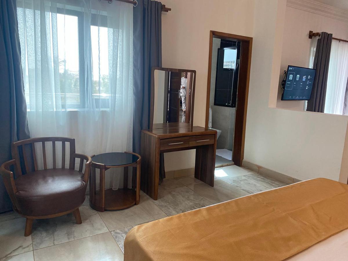 Hotel Residence La Corniche Дакар Екстериор снимка